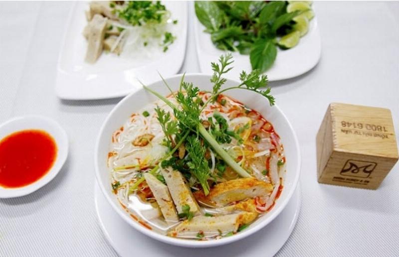 Huong dan che bien ca de lam mon bun ca Nha Trang chuan vi